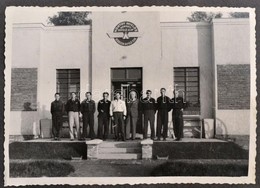 Cca 1938 A Horthy Miklós Nemzeti Repülő Alap Debreceni Repülő Club Fotóalbuma, 34 Db Fotóval, 8,5×11,5 Cm - Autres & Non Classés
