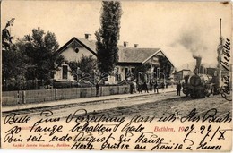 T2/T3 1907 Bethlen, Beclean; Vasútállomás, Gőzmozdony, Vasutasok, Kerékpár. Kiadja Kajári István / Bahnhof / Railway Sta - Zonder Classificatie