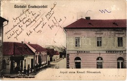 T2/T3 1906 Érsekújvár, Nové Zámky; Árpád Utca, Krendl Kőbányai Sörcsarnok, Könyvnyomda / Street View With Beer Hall And  - Zonder Classificatie