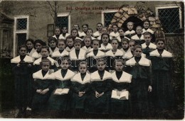 T2 1914 Pozsony, Pressburg, Bratislava; Szent Orsolya Zárda, Képezdei Csoport / Girl Students Of The Nunnery - Unclassified