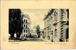 T2 1914 Újvidék, Novi Sad; Erzsébet Tér, Hirdetőoszlop, Zsinagóga A Háttérben. W.L. Bp. 6376. / Square, Advertising Colu - Unclassified