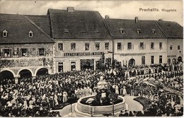 T2 1917 Prachatice, Prachatitz; Ringplatz, Gasthof Kronprinz Rudolf. Verlag J. Hirsch / Square, Inn, Crowd + K.u.K. Rese - Ohne Zuordnung