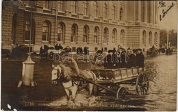 * T2 1903 Sankt-Peterburg, Saint Petersburg, St. Petersbourg; Flood In November 1903. Street View By The Art Academy. Ph - Non Classificati