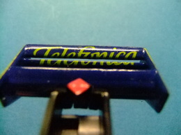 SCALEXTRIC  MINARDI F1 Accesorio ALERON Trasero Telefónica - Circuitos Automóviles