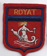 Ecusson Tissu Ancien/Brodé/ROYAT/Puyde Dôme  /Vers 1960-1980    ET259 - Patches