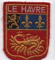 Ecusson Tissu Ancien/Brodé/LE HAVRE/Seine Maritime /Vers 1960-1980    ET269 - Scudetti In Tela