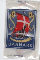 Ecusson Tissu Ancien/Brodé  /DANMARK / Danemark/  Vers 1960-1980    ET300 - Patches