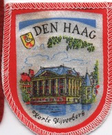 Ecusson Tissu Ancien/Imprimé /DEN HAAG / PAYS-BAS /  Vers 1960-1980    ET318 - Patches