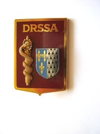 INSIGNE DU SERVICE DE SANTE DES ARMEES DRSSA  DIRECTION REGIONALE SERVICE DE SANTE DES ARMEES BREST - Medicina