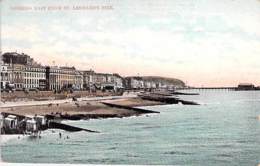 UNITED KINGDOM - ENGLAND Royaume Uni :  Looking Esat From ST LEONARD PIER - CPA - - Hastings