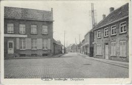 Isenberghe.   -   Dorpplaats - Alveringem