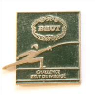 Pin's BRUT - Challenge BRUT DE FABERGE - Escrimeur - I210 - Schermen