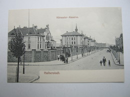 HALBERSTADT , Strasse Mit Kaserne  Schöne Karte  Ca.  1910 - Halberstadt