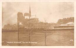 Carte Postale  PARIS INONDE (75) Cathédrale Notre-Dame 1163-1260 En Hiver  (Eglise-Religion) - Churches