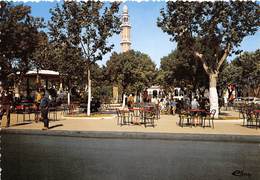 Algérie - MEDEA - La Place Et La Grande Mosquée - Médéa