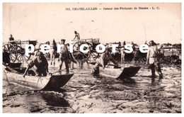 17 Chatelaillon  Retour Des Pêcheurs De Moules - Châtelaillon-Plage