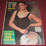 Jodie Foster TV NOVOSTI Yugoslavian July 1989  VERY RARE - Magazines