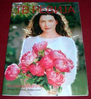 Julianna Margulies TV REVIJA Serbian October 2010 - Magazines