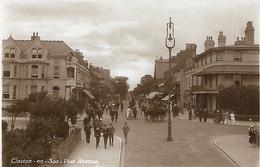 Old Real Photo Postcard, Clacton-on-sea - Pier Avenue, Animated Street Scene, Horse And Cart, Cafe, Garage. - Clacton On Sea