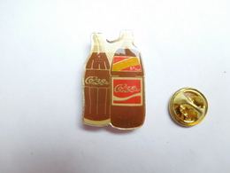 Beau Pin's , Coca Cola Coke - Coca-Cola