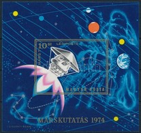 ** 1974 A Mars-kutatás Eredményei Vágott Blokk (4.000) - Other & Unclassified