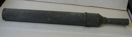 Lot. 1055. Ancien Pulvérisateur à Poudre En Zinc - Outils Anciens