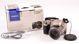 Olympus Stylus Sp-820UZ Digitális Fényképezőgép, 40x Zoom, 14Mp, Erdeti Dobozában, újszerű állapotban, Elemek és Memória - Cámaras Fotográficas