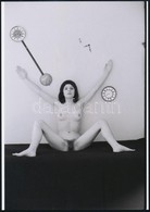 Cca 1987 Tiki-taki, Inci-finci, Szingli Képek, Szolidan Erotikus Felvételek, 7 Db Vintage Negatív + 1 Db Mai Nagyítás (n - Autres & Non Classés
