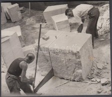 Cca 1920 Mészkőtömbök Darabolása Fűrésszel, Vintage Szociofotó, 10x12 Cm - Andere & Zonder Classificatie