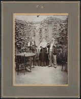 Cca 1900-1910 A Lugasban Egy Sörrel, Keményhátú Fotó, 9x11 Cm - Sonstige & Ohne Zuordnung