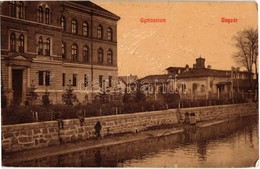 T2/T3 1908 Ungvár, Uzshorod, Uzhorod; Gymnasium / Gimnázium. W. L. (?) 418. / High School (felületi Sérülés / Surface Da - Unclassified