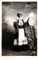 T2 Woman In Traditional Dress, Attican Greek Folklore - Zonder Classificatie