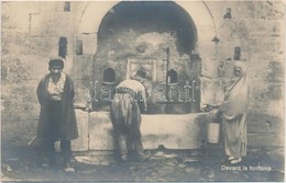 T2 Devant La Fontaine / Muslim People At A Fountain, Folklore - Unclassified