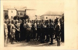 * T2 Érdemrend Kitűzés A Ludovikában / WWI Austro-Hungarian K.u.K. Military Officers Getting Awarded With Honors In Buda - Zonder Classificatie