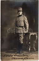 ** T2 Hordó Sándor, Magyar Katona Tőrrel / Hungarian Soldier With Dagger. Photo - Non Classés