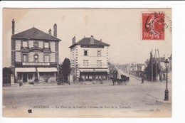 143 - AUXERRE - La  Place De La Gare Et L'Avenue Du Pont De La Tournelle (cafés "du Chemin De Fer" Et "Montreuil") - Auxerre