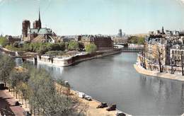 Carte Postale PARIS (75) Cathédrale Notre-Dame 1163-1260 Flèche Tombée Le 15-04-2019 -Eglise-Religion - Eglises