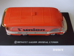 RENAULT 2.5 T L'UNION - Werbemodelle - Alle Marken