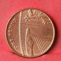 GREAT BRITAIN 1 PENNY 2015 -    KM# 1107 - (Nº28428) - 1 Penny & 1 New Penny