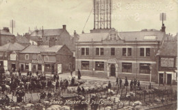 Sheep Market And Post Office Spalding (marché Aux Moutons) Marque En Creux ! Au Verso - Autres & Non Classés