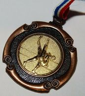 BELLE MEDAILLE  Art Martial JUDO 4.3 CM - Artes Marciales