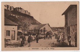 CPA 25 DOUCIER Un Coin Du Village 1942 - Autres & Non Classés