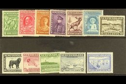 1932  Complete Pictorial Set, SG 209/220, Mainly Fine Mint, The 4c Without Gum. (12 Stamps) For More Images, Please Visi - Other & Unclassified