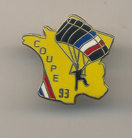 COUPE 93 - Parachutting