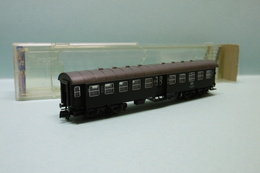 Roco - VOITURE VOYAGEURS 2ème Classe DB Réf. 2253 BO N 1/160 (1) - Passagierwagen