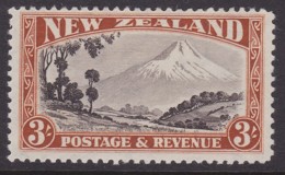 New Zealand 1941 P.12.5 SG 590b Mint Hinged - Ongebruikt