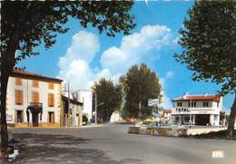 34-CAPESTANG- LES 4 AVENUES VOIR STATION ESSENCE - Capestang