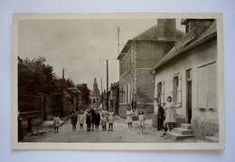 60 - Cpsm Petit Format Très Animée  - FROISSY - Rue De L'église - Froissy