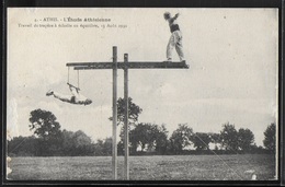 CPA 61 - Athis, L'Etoile Athisienne, Travail De Trapèze à échelle En équilibre - 15 Août 1930 - Athis De L'Orne