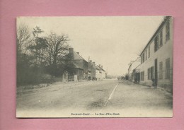 CPA  -  Breteuil  Embranchement - La Rue D'En Haut - Breteuil